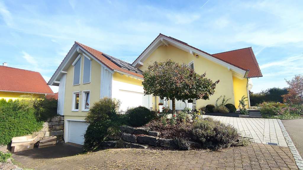 Immobilie in Weißbach - Ein Wohntraum mit Aussicht  - Bild 3