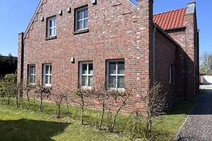 Exklusive und neuwertige EG-Wohnung mit Garten und PKW-Stellplatz in ruhiger Wohnlage – Die vollständige Adresse der Immobilie erhältst du vom Anbieter., 26736 Krummhörn – Vorschaubild 3