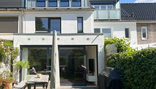 Bild von Saniert – Modern – Top Lage:
5 Zimmer-Reihenhaus in Lokstedt