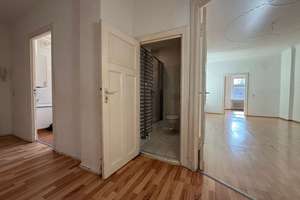 Bezugsfreie, großzügige 3-Zimmer-Altbauwohnung mit Balkon in grüner, ruhiger Lage in Reinickendorf! – Amendestraße 29, 13409 Reinickendorf (Ortsteil), Berlin – Vorschaubild 22