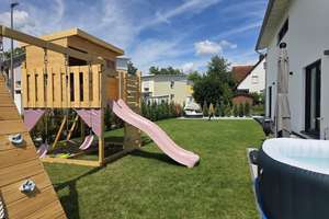 Modernes A+ Einfamilienhaus mit Wärmepumpe und PV-Anlage im Landkreis Augsburg – Wirtsgasse 9, 86450 Altenmünster – Vorschaubild 10
