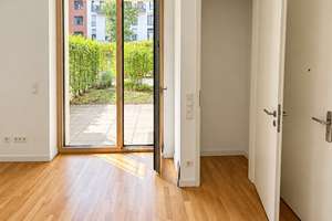 OSTEND stylish! Next to ECB and river Main, 2016 2-room apt. w. TERRACE, Ft. KITCHEN, PARQUET – 60314 Ostend, Frankfurt am Main – Vorschaubild 6