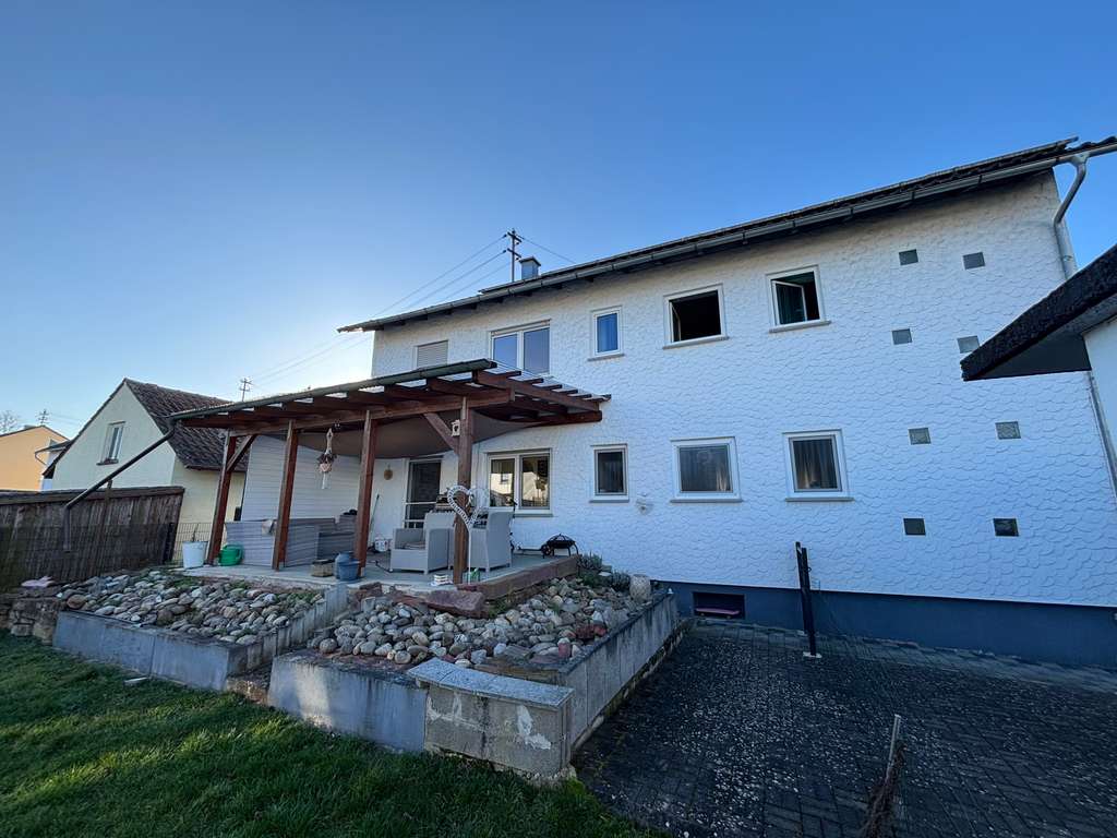 Immobilie in Erlenbach bei Kandel - Traumhaft wohnen im Speckgürtel der Stadt - Bild 2