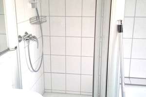 Dachgeschosswohnung in ruhiger Lage | Balkon & Stellplatz – Die vollständige Adresse der Immobilie erhältst du vom Anbieter., 50733 Nippes (Ortsteil), Köln – Vorschaubild 6