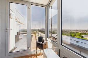 Exklusives Penthouse mit spektakulärem Panorama-Rundumblick und TG-Stellplatz – Die vollständige Adresse der Immobilie erhältst du vom Anbieter., 71334 Waiblingen – Vorschaubild 3