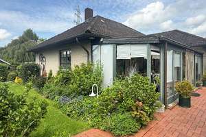 Schönes Einfamilienhaus mit Wintergarten in ruhiger Lage von Schuby! – Die vollständige Adresse der Immobilie erhältst du vom Anbieter., 24850 Schuby – Vorschaubild 1