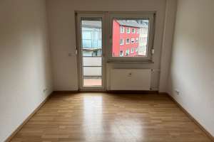 Renovierte Wohnung mit Balkon in Essen-Bergeborbeck!  – Bocholder Straße 334, 45356 Bochold, Essen – Vorschaubild 3