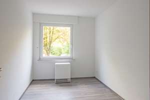 Kapitalanlage: sanierte 71 m² im Hochparterre mit Balkon und PKW-Stellplatz - VERMIETET – Die vollständige Adresse der Immobilie erhältst du vom Anbieter., 44869 Höntrop, Bochum – Vorschaubild 6