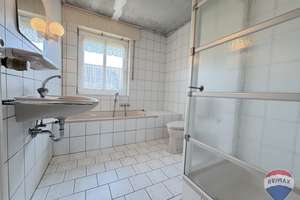 Ihr neues Zuhause: Gepflegtes Reihenmittelhaus in ruhiger Lage von 47574 Goch! – Die vollständige Adresse der Immobilie erhältst du vom Anbieter., 47574 Goch – Vorschaubild 27