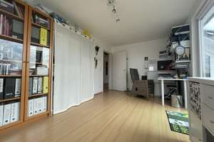Zweifamilienhaus mit ca. 310m² Wohn- / Nutzfläche * 607m² Grundstück in Hanglage – Die vollständige Adresse der Immobilie erhältst du vom Anbieter., 22956 Grönwohld – Vorschaubild 27
