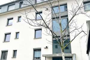 sehr schöne Dachgeschosswohnung (3.OG, ohne Aufzug)  mit 5 Zimmern und großzügigem Balkon - im Herze – 68309 Käfertal, Mannheim – Vorschaubild 2