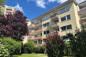 4-Zimmer-ETW in Mitte, 2 Balkone & Blick ins Grüne