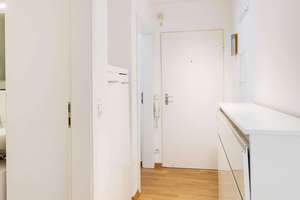 Modern geschnittene 2-Zimmer-Wohnung mit Balkon und idealer Anbindung an den ÖPNV – Die vollständige Adresse der Immobilie erhältst du vom Anbieter., 81547 Giesing, München – Vorschaubild 2