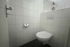 Großzügige 4-Zimmer-Wohnung im Essener Süden! – Jacobsallee 4, 45239 Heidhausen, Essen – Vorschaubild 3