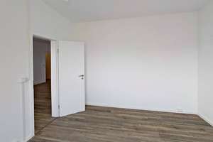 Großzügige 3-Zimmer-Wohnung mit Küche und Balkon in Rostock – Hundsburgallee 7, 18106 Schmarl, Rostock – Vorschaubild 8