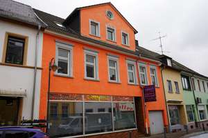 1-A Lage Wohn- und Geschäftshaus im Herzen von Baumholder – Poststraße 2, 55774 Baumholder – Vorschaubild 3