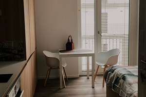 Schöne 1-Zimmer-Wohnung vollmöbliert mit Balkon in Stuttgart-Nord – nahe Milaneo – ab 01.10.2026