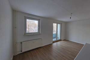 Helle und moderne 2-Zimmer-Wohnung in Magdeburg mit Balkon – Breitscheidstraße 35, 39114 Herrenkrug, Magdeburg – Vorschaubild 3