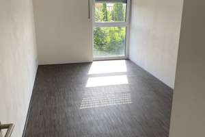 Exklusive 4-Zimmer-Wohnung mit grosser Loggia – Elsa-Brandströmstrasse 27, 89231 Neu-Ulm – Vorschaubild 9