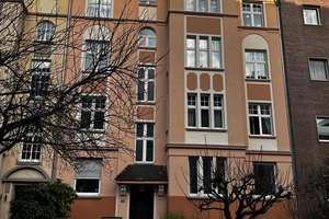 Löffelfertig eingerichtete Wohnung in Düsseldorf Golzheim