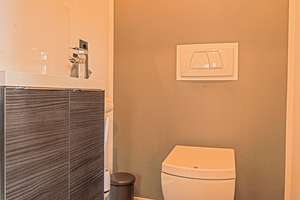 Exklusive Doppelhaushälfte mit 2 Terrassen, Balkon, Pool, Sauna, Whirlpool und Garten – Die vollständige Adresse der Immobilie erhältst du vom Anbieter., 56170 Bendorf – Vorschaubild 34