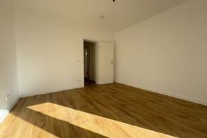 Moderne 6-Zimmer-Maisonette auf 2 Ebenen mit 3 Balkonen & großzügigem Grundriss – 40547 Niederkassel, Düsseldorf – Vorschaubild 12