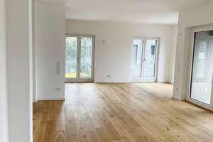 Hell & modern & viel Platz: 2 Zimmer + Balkon, guter Schnitt, modernes Tageslichtbad, Abstellraum – Hildesheimer Straße 454, 30519 Döhren, Hannover – Vorschaubild 2