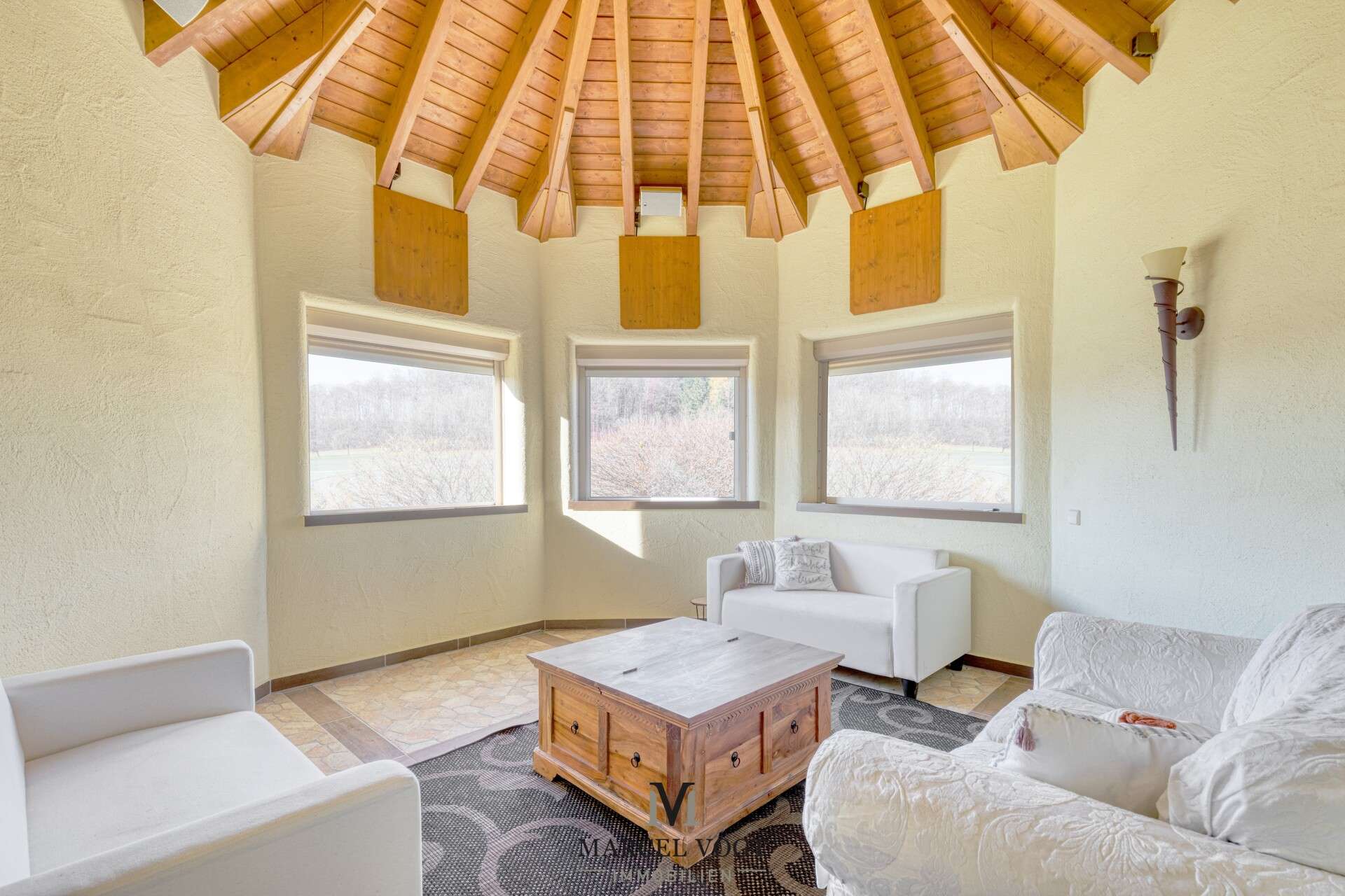 Immobilie in Hülben - Großes Familienhaus mit Premium-Ausstattung und Vermietungsoption - Bild 13