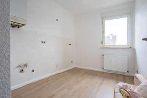 Frisch renovierte 4-Zimmer-Dachgeschosswohnung (69 m²) in Uerdingens Fußgängerzone – Die vollständige Adresse der Immobilie erhältst du vom Anbieter., 47829 Uerdingen, Krefeld – Vorschaubild 11