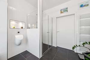 ::: Absolutes Highlight! 5,5 Zi. - Wohnen und Arbeiten I Balkon, Keller, Stpl., TG-Stpl. möglich ::: – Die vollständige Adresse der Immobilie erhältst du vom Anbieter., 70372 Seelberg, Stuttgart – Vorschaubild 9