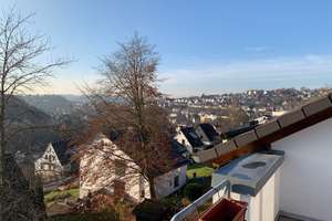 3 ZKB mit Sauna, Kamin, sonnige Dachterrasse und traumhaftem Blick in Siegen Kaan-Marienborn – Die vollständige Adresse der Immobilie erhältst du vom Anbieter., 57074 Kaan-Marienborn, Siegen – Vorschaubild 3