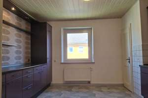 WG aufgepasst!! Top Lage für Studierende - 4 Zimmer Wohnung im 2. OG, nahe der Universität – Sailerstr. 10, 93053 Galgenberg, Regensburg – Vorschaubild 7