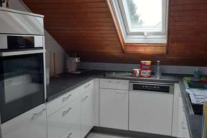 Dachgeschosswohnung mit zwei Zimmern und Einbauküche in Mannheim
