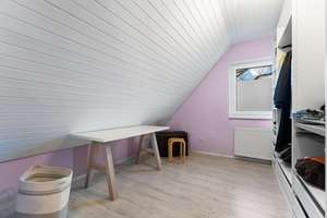 Property thumbnail 16