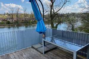 Entdecken Sie dieses attraktive 2FamH, das direkt am malerischen Rhein in Waldshut gelegen ist. M... – Waldshut (Kreis) – Vorschaubild 12