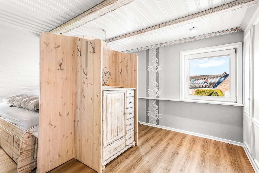 Immobilie in Braderup - Saniertes Einfamilienhaus mit viel Platz für Hobby und Freizeit - Bild 5