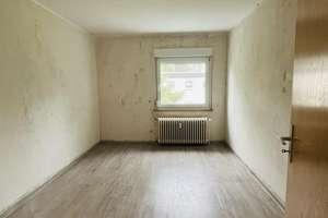 leerstehende Wohnung mit Balkon - provisionsfreier Verkauf – Wilhelm-Warsch-Straße 7, 50181 Bedburg – Vorschaubild 3