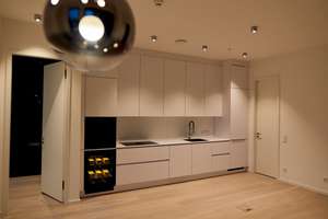 Opernblick: Luxuriöse 3-Zimmer-Wohnung in Bestlage von Frankfurt (EBK, TG, Balkon) – 60315 Innenstadt, Frankfurt am Main – Vorschaubild 14