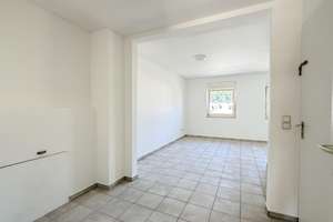 Haus-im-Haus-Charakter: Großzügige 142-m²-Maisonettewohnung mit Terrasse und Garten – Die vollständige Adresse der Immobilie erhältst du vom Anbieter., 41462 Weißenberg, Neuss – Vorschaubild 12