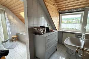 Warmherziges Haus mit Kamin und traumhaften Ausblick  – Die vollständige Adresse der Immobilie erhältst du vom Anbieter., 57334 Bad Laasphe – Vorschaubild 16