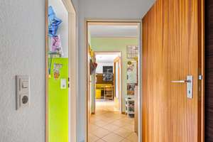 Kapitalanlage in Wettbergen: vermietete 4-Zimmerwohnung mit Balkon und TG-Stellplatz – Die vollständige Adresse der Immobilie erhältst du vom Anbieter., 30457 Wettbergen, Hannover – Vorschaubild 2