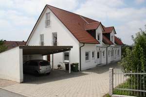 Großzügige, helle DHH