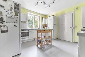 Großes Einfamilienhaus mit Garten, Garage und Nebengebäuden in 79312 Emmendingen-Windenreute – Die vollständige Adresse der Immobilie erhältst du vom Anbieter., 79312 Emmendingen – Vorschaubild 31