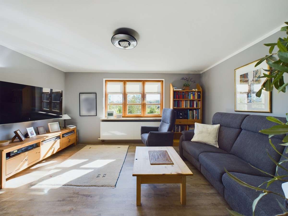 Immobilie in Sauerlach - Attraktives Familiendomizil mit vielfältigem Nutzungspotential
- vor den Toren des Münchener Südens - Bild 8