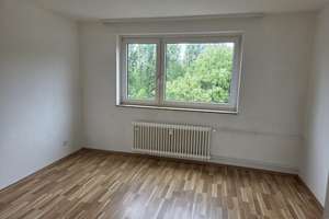 Frisch renovierte 3-Zimmer-Wohnung mit Balkon in Wald – Alte Heerstraße 3, 42719 Wald, Solingen – Vorschaubild 2