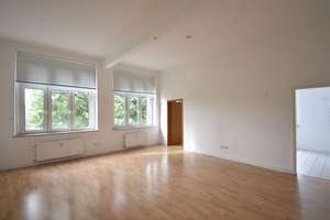 Hohe Decken! Bezugsfreie 2-Zimmer-Wohnung in Hagen-Eilpe – Hohle Straße 19a, 58091 Eilpe, Hagen – Vorschaubild 2