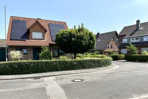 FAMILIENFREUNDLICHE WOHNLAGE IN NORF/DERIKUM + GARTEN + GARAGE + 3 SCHLAFZIMMER + KLIMAANLAGE u.v.m. – Oderstraße 00, 41469 Neuss (Rhein-Kreis) – Vorschaubild 35