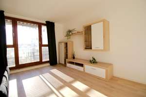 Frisch renovierte und geräumige 1-Zimmer Wohnung mit sehr guter Anbindung – Karolinenstraße 118, 90763 Nördliche Südstadt, Fürth – Vorschaubild 3