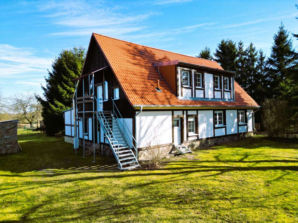 Immobilie in Nossentiner Hütte - Attraktive Kapitalanlage mit 3 Wohnungen in naturnaher Lage - Bild 4