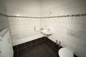 Gemütliche 1-Raum-Wohnung mit Einbauküche und Balkon – An der Enckekaserne 14, 39110 Stadtfeld West, Magdeburg – Vorschaubild 3